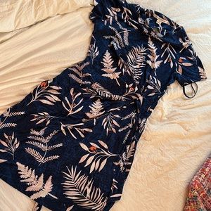 Diane von Furstenberg leaf print short sleeve dress size 12